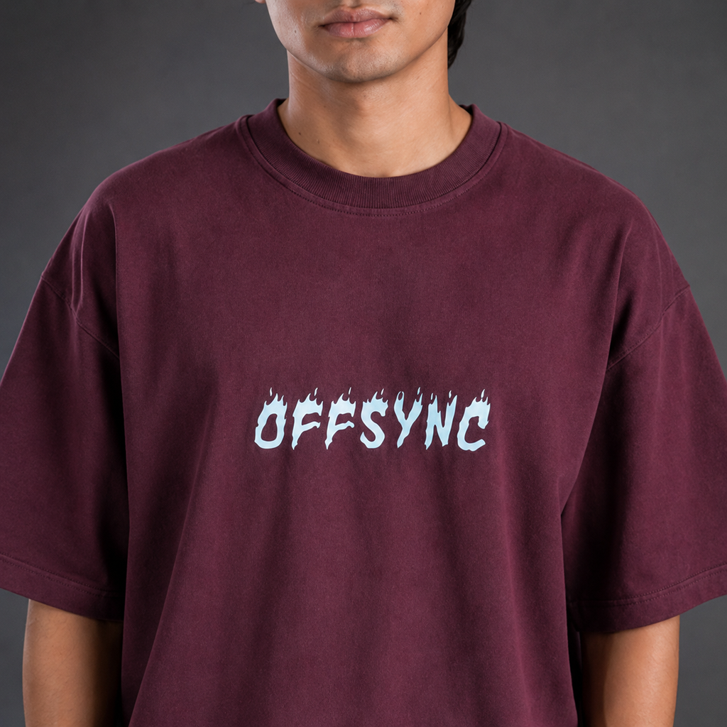 BORN TO BE DIFFERENT OVERSIZED T-SHIRT