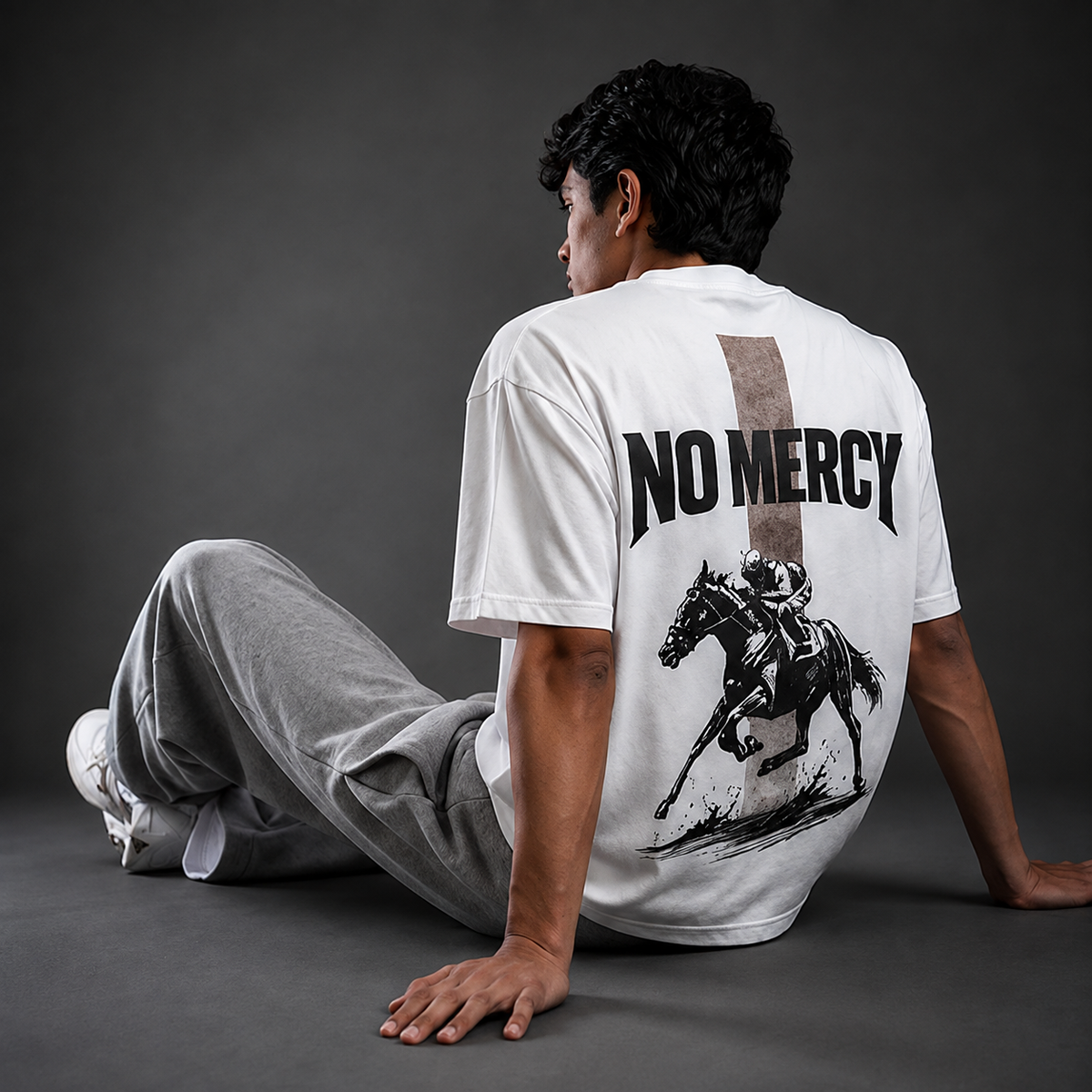 NO MERCY OVERSIZED T-SHIRT