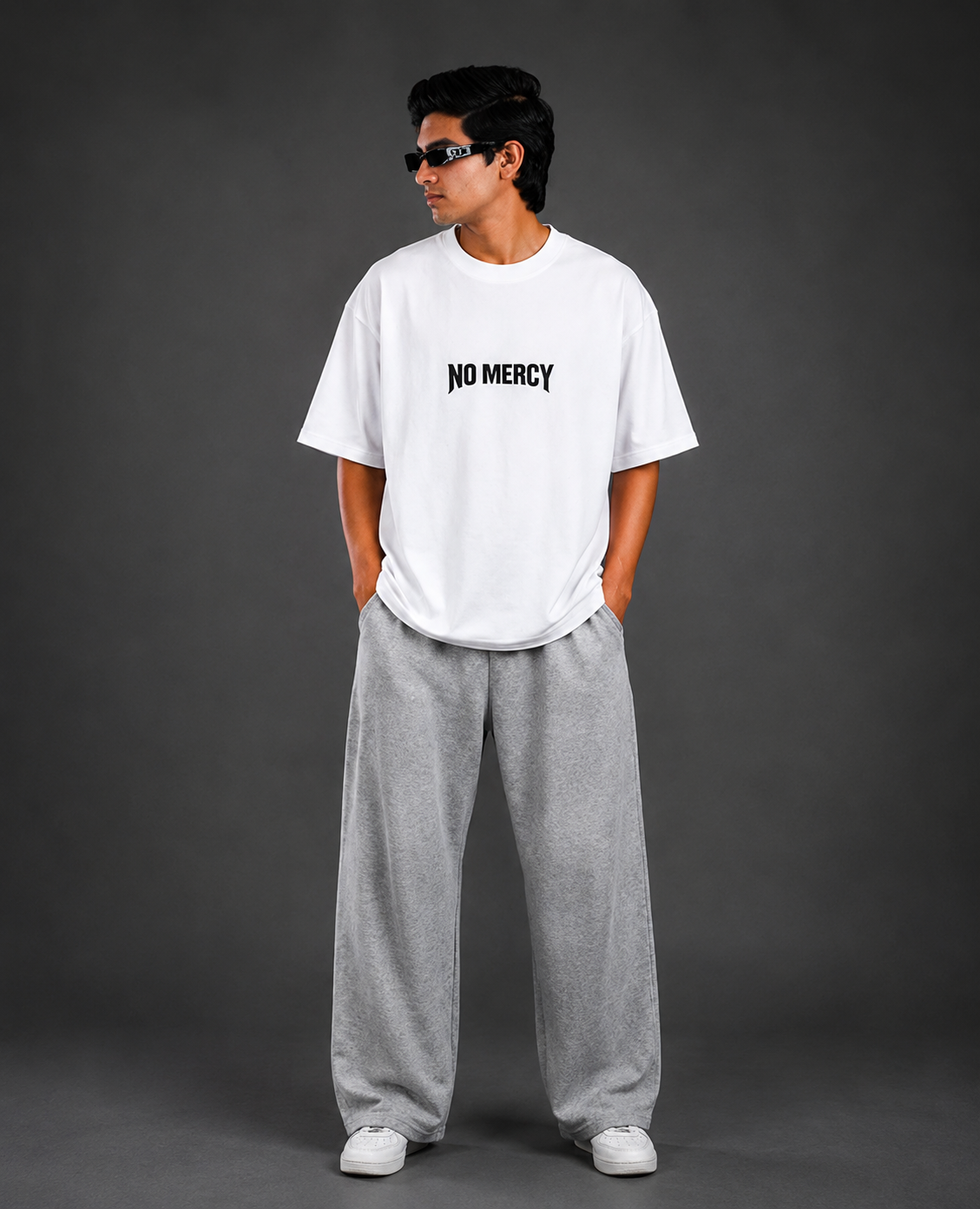 NO MERCY OVERSIZED T-SHIRT