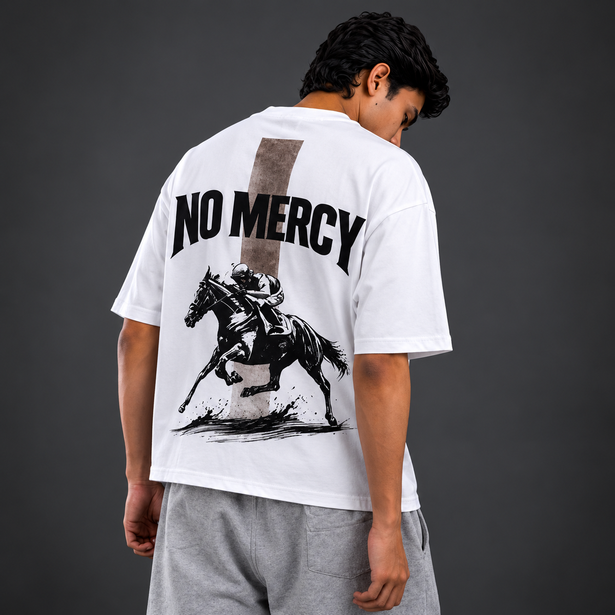 NO MERCY OVERSIZED T-SHIRT