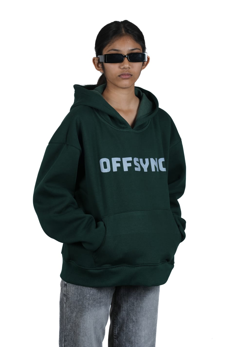 DREAM BIG OVERSIZED HOODIE – BLACK
The Dream Big Oversized Hoodie is designed for those who think beyond limits. Crafted from 100% premium cotton with a 360 GSM heavyweight construction, it delivers a soft yet structured feel that elevates everyday street